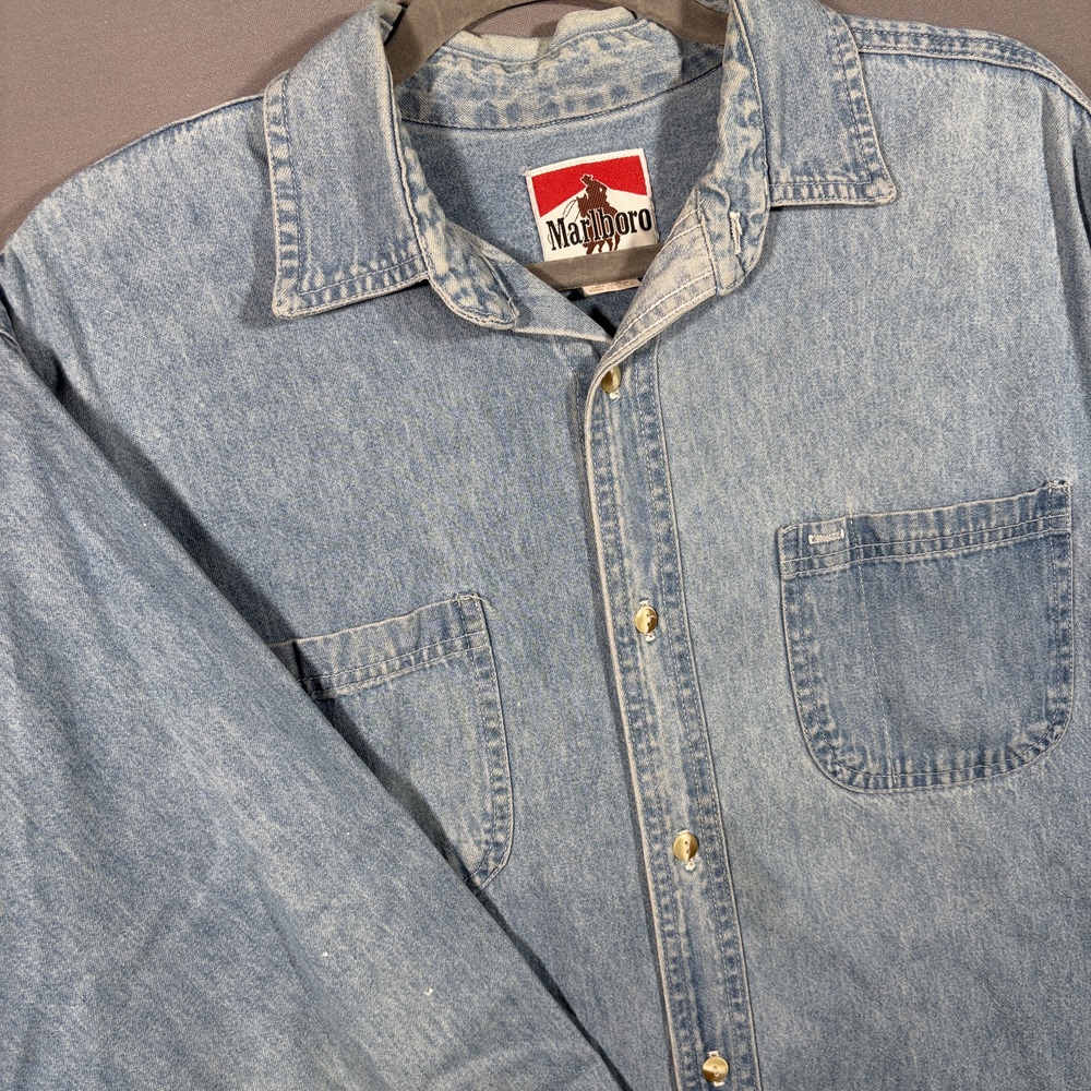 Marlboro Shirt Vintage Denim Button Down Large Light Wash Long Sleeve Western